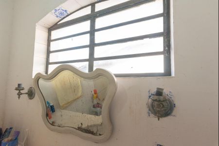 Casa à venda com 199m², 3 quartos e 2 vagas Casa à venda com 199m², 3 quartos e 2 vagasBanheiro Social