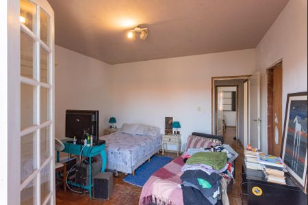 Casa à venda com 199m², 3 quartos e 2 vagas Casa à venda com 199m², 3 quartos e 2 vagasSuíte