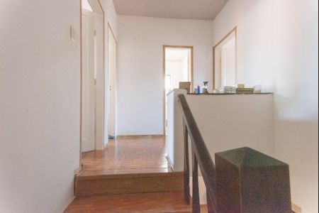 Casa à venda com 199m², 3 quartos e 2 vagas Casa à venda com 199m², 3 quartos e 2 vagasCorredor