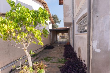 Casa à venda com 199m², 3 quartos e 2 vagas Casa à venda com 199m², 3 quartos e 2 vagasQuintal