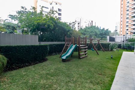 Apartamento à venda com 140m², 1 quarto e 3 vagasÁrea comum - Playground
