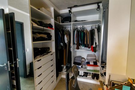 Apartamento à venda com 140m², 1 quarto e 3 vagasCloset da suíte