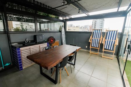 Apartamento à venda com 140m², 1 quarto e 3 vagasCobertura - Área gourmet