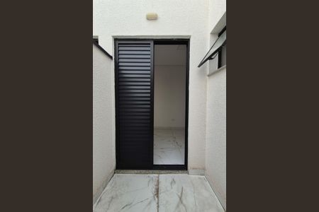 Casa à venda com 130m², 3 quartos e 6 vagasArea externa