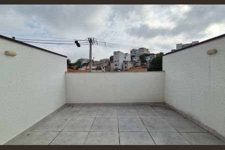 Casa à venda com 130m², 3 quartos e 6 vagasVaranda