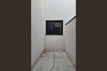 Casa à venda com 130m², 3 quartos e 6 vagasArea externa