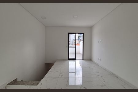 Casa à venda com 130m², 3 quartos e 6 vagasSala