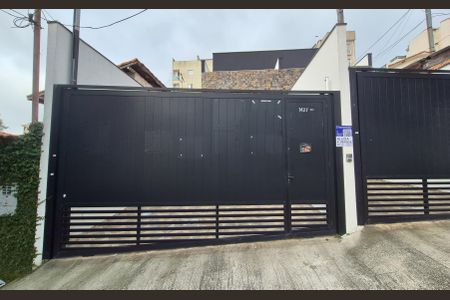 Casa à venda com 130m², 3 quartos e 6 vagasFachada