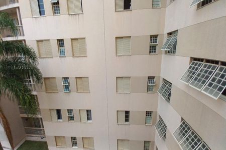 Apartamento à venda com 65m², 3 quartos e 1 vaga Apartamento à venda com 65m², 3 quartos e 1 vagaVista do Quarto 2