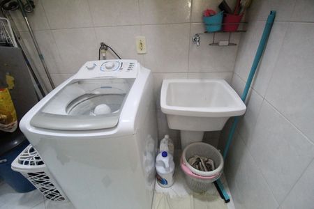 Apartamento à venda com 69m², 2 quartos e 1 vagaÁrea de serviço