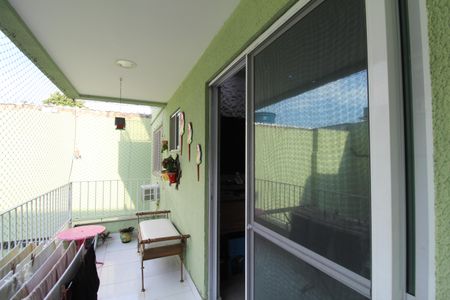 Apartamento à venda com 69m², 2 quartos e 1 vagaSala - Varanda