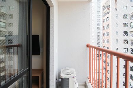 Apartamento para alugar com 28m², 1 quarto e sem vagaVaranda
