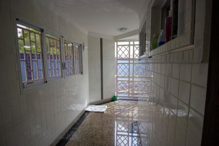 Casa para alugar com 314m², 5 quartos e 2 vagasCorredor