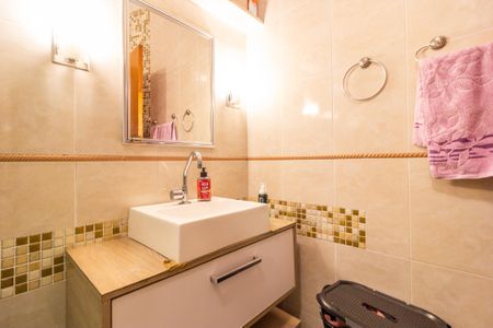 Apartamento à venda com 122m², 3 quartos e sem vaga Apartamento à venda com 122m², 3 quartos e sem vagaBanheiro