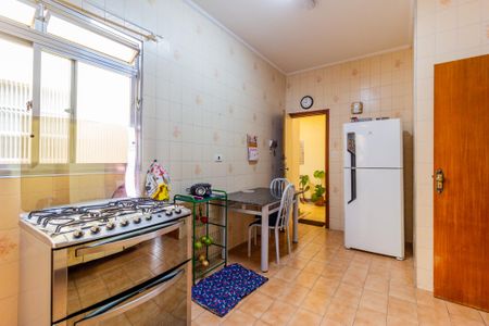 Apartamento à venda com 122m², 3 quartos e sem vaga Apartamento à venda com 122m², 3 quartos e sem vagaCozinha