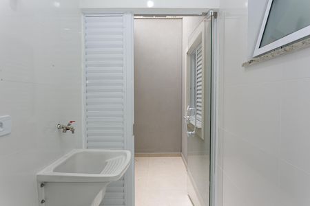 Apartamento para alugar com 47m², 2 quartos e 1 vagaÁrea de Serviço