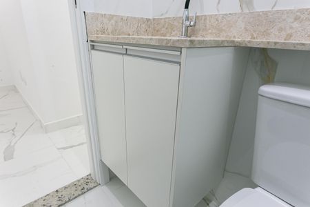 Apartamento para alugar com 42m², 2 quartos e 1 vaga Apartamento para alugar com 42m², 2 quartos e 1 vagaBanheiro