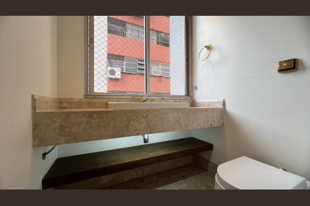 Apartamento à venda com 380m², 4 quartos e 3 vagasLavabo