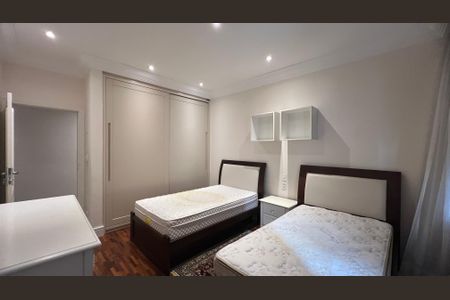 Apartamento à venda com 380m², 4 quartos e 3 vagasQuarto 1
