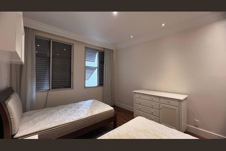 Apartamento à venda com 380m², 4 quartos e 3 vagasQuarto 1