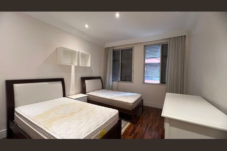 Apartamento à venda com 380m², 4 quartos e 3 vagasQuarto 1