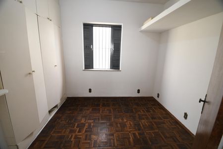 Casa à venda com 166m², 4 quartos e 3 vagasQuarto 1