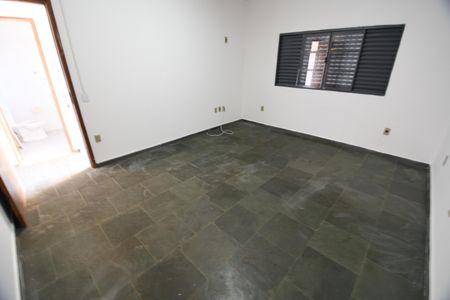 Casa à venda com 166m², 4 quartos e 3 vagasQuarto de Serviço