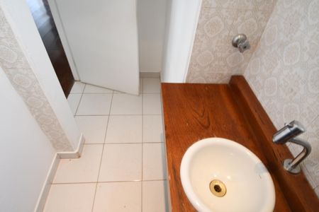 Casa à venda com 166m², 4 quartos e 3 vagasLavabo