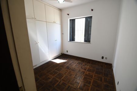 Casa à venda com 166m², 4 quartos e 3 vagasQuarto 3 - Suíte