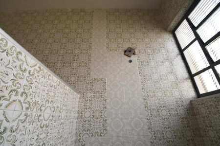 Casa à venda com 166m², 4 quartos e 3 vagasBanheiro 2