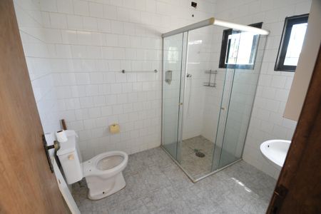 Casa à venda com 166m², 4 quartos e 3 vagasBanheiro de serviço