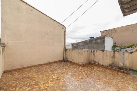 Casa à venda com 160m², 4 quartos e 1 vagaQuintal