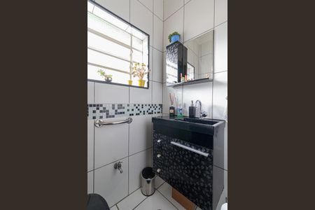 Casa à venda com 160m², 4 quartos e 1 vagaLavabo