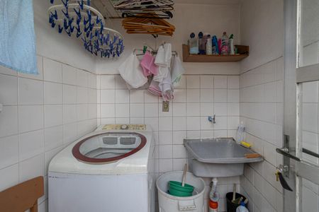 Casa à venda com 160m², 4 quartos e 1 vagaÁrea de Serviço