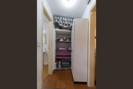 Casa à venda com 160m², 4 quartos e 1 vagaCasa 2 - Armário