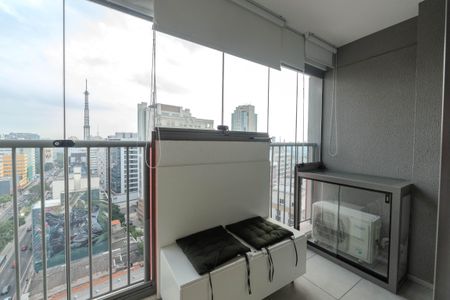 Studio à venda com 26m², 1 quarto e sem vaga Studio à venda com 26m², 1 quarto e sem vagaSacada