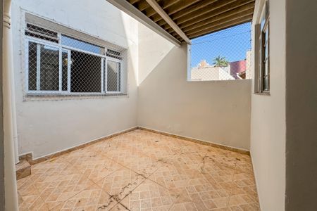 Apartamento à venda com 112m², 2 quartos e sem vagaÁrea de Serviço