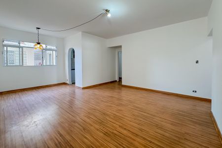 Apartamento à venda com 112m², 2 quartos e sem vagaSala
