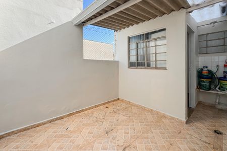 Apartamento à venda com 112m², 2 quartos e sem vagaÁrea de Serviço