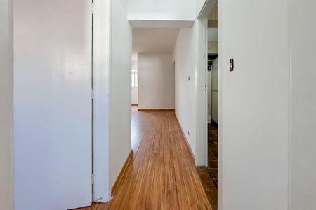 Apartamento à venda com 112m², 2 quartos e sem vagaCorredor