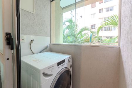 Apartamento à venda com 47m², 2 quartos e 1 vagaCozinha e Área de Serviço