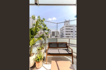 Apartamento à venda com 170m², 3 quartos e 3 vagasVaranda