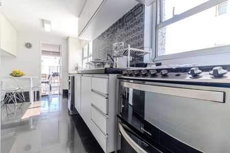 Apartamento à venda com 170m², 3 quartos e 3 vagasCozinha