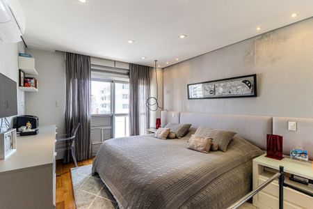 Apartamento à venda com 170m², 3 quartos e 3 vagasSuíte 1