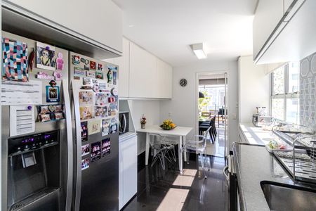 Apartamento à venda com 170m², 3 quartos e 3 vagasCozinha