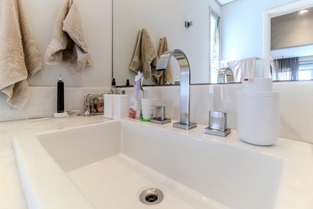 Apartamento à venda com 170m², 3 quartos e 3 vagasBanheiro da Suíte 1