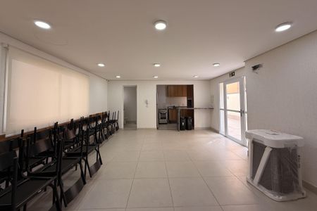 Apartamento à venda com 71m², 2 quartos e 1 vagaÁrea comum - Salão de festas