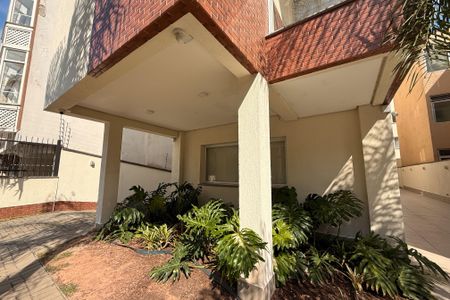 Apartamento à venda com 71m², 2 quartos e 1 vagaÁrea comum