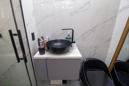 Apartamento para alugar com 45m², 2 quartos e 1 vaga Apartamento para alugar com 45m², 2 quartos e 1 vagaBanheiro