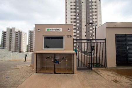 Apartamento para alugar com 45m², 2 quartos e 1 vaga Apartamento para alugar com 45m², 2 quartos e 1 vagaFachada